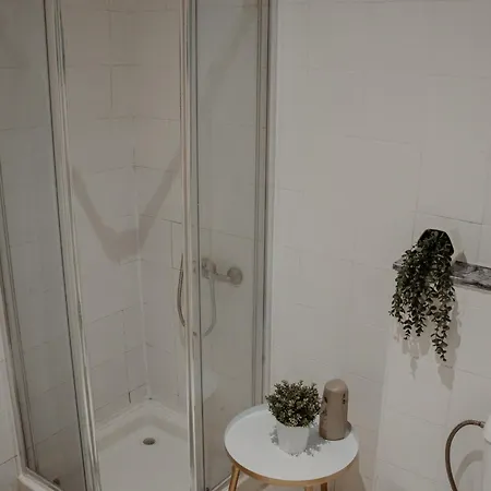 Rostelbem Guesthouse Lisbon * Lisboa